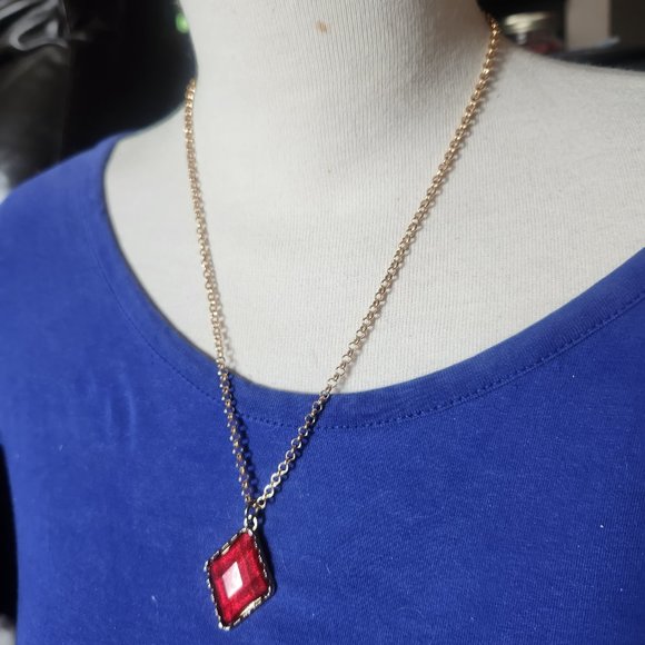 18" Gold Tone Red Diamond Shape Pendant Necklace NWT Tony Alexander Jewelry - Picture 2 of 3